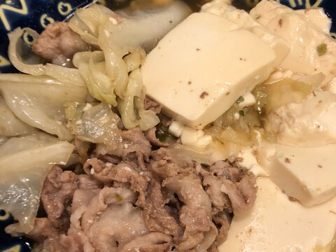 キャベツでカサ増し♪肉豆腐^_^